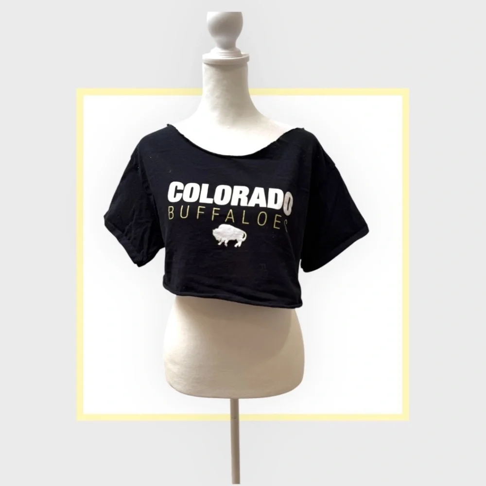 University of Colorado Boulder Croped T-shirt - Picture 1 of 2